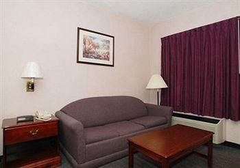 QUALITY INN ASHLAND4