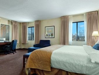 BAYMONT INN & SUITES LOUISVILLE SOUTH I 654