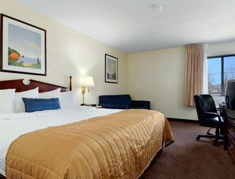 BAYMONT INN & SUITES LOUISVILLE SOUTH I 653