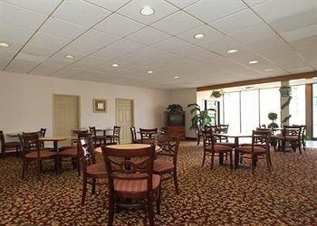 QUALITY INN & SUITES4