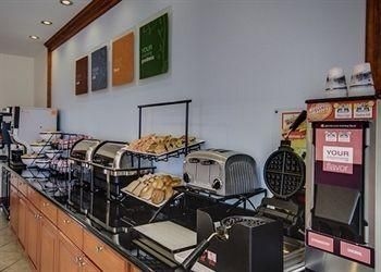 COMFORT INN BROUSSARD3