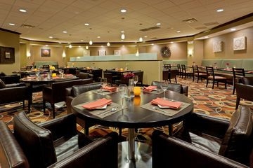 DOUBLETREE BY HILTON BALTIMORE4