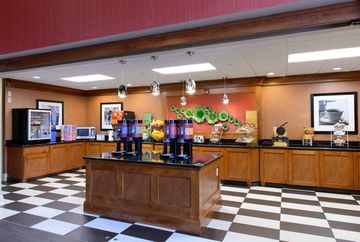 HAMPTON INN - SUITES FREDERICK2