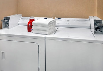 FAIRFIELD INN AMESBURY3