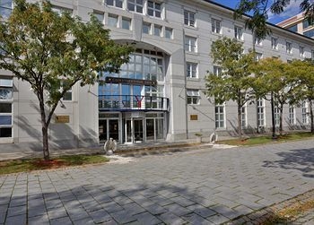The Constitution Inn Hotel0