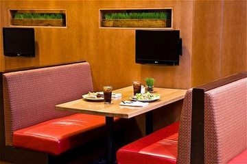 COURTYARD BY MARRIOTT LOGAN2