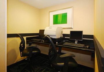 FAIRFIELD INN BOSTON DEDHAM4