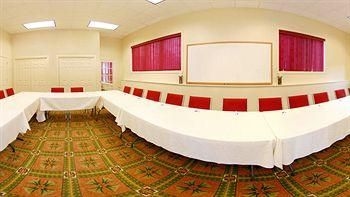 COMFORT INN HADLEY2