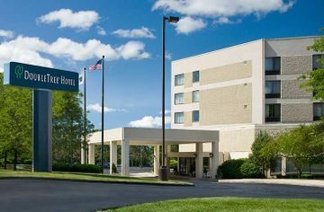 DOUBLETREE BY HILTON BOSTON -1