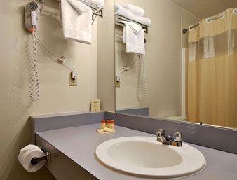 DAYS INN SHREWSBURY - WORCESTE1