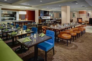 HILTON GARDEN INN BOSTON-WALTH4