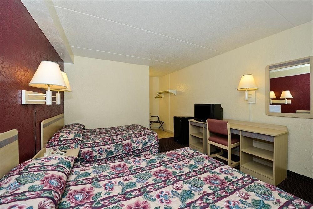 AMERICAS BEST VALUE INN4