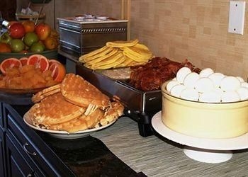 QUALITY INN TROY4