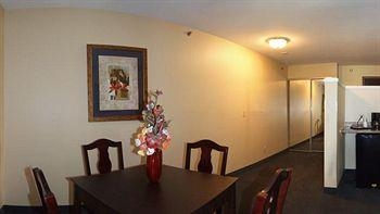 COMFORT SUITES WIXOM4