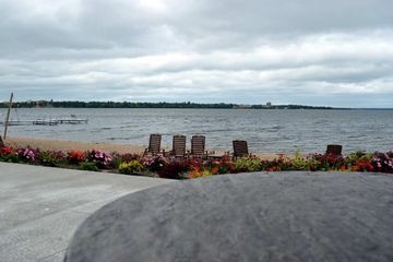 DOUBLETREE BY HILTON HOTEL BEMIDJI3