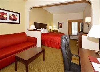COMFORT INN MOSS POINT1