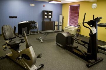 HAMPTON INN CLINTON3