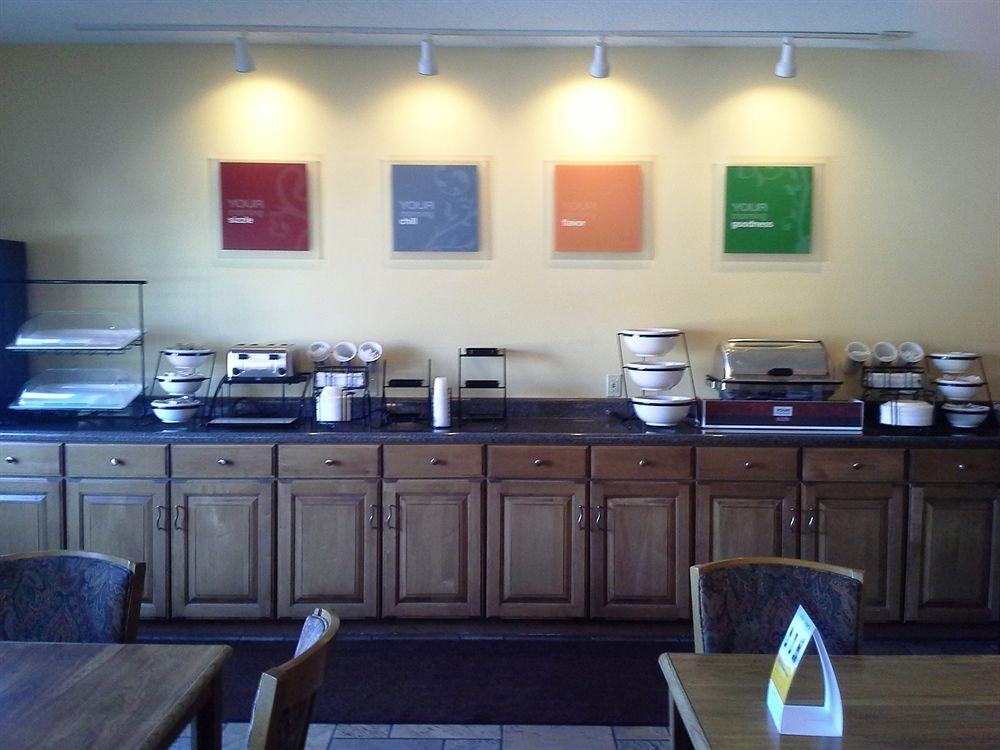 COMFORT INN KIRKSVILLE2