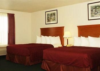 QUALITY INN KEARNEY2
