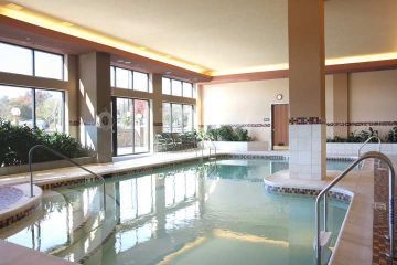 Embassy Suites St. Louis / St. Charles3