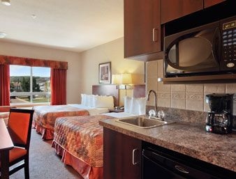RAMADA INN AND SUITES DRUMHELLER AB3