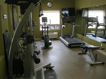 BEST WESTERN PLUS SHERWOOD PARK INN & SUITES4