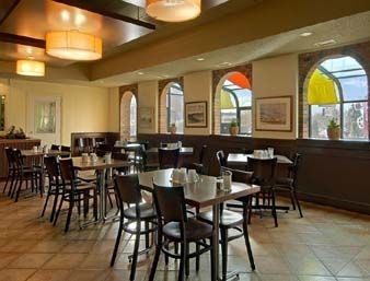 DAYS INN EDMONTON AIRPORT3