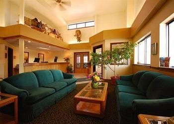 ECONO LODGE MISSOULA4