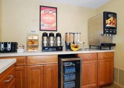 ECONO LODGE KEARNEY1
