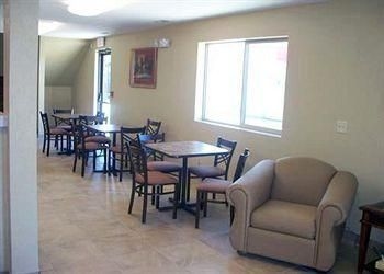 ECONO LODGE KEARNEY0