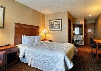 COMFORT INN YORK4