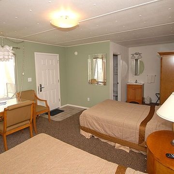 The Atomic Inn2