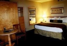 ROYAL RESORT3