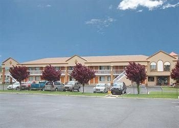 ECONO LODGE BELLMAWR1