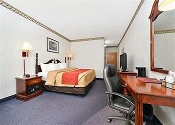 COMFORT INN BORDENTOWN3