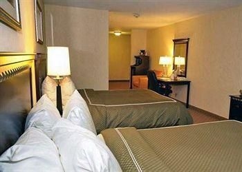 COMFORT SUITES MAHWAH3