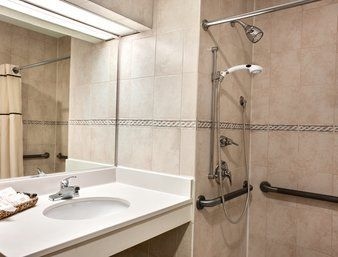 RAMADA PLAZA NEWARK LIBERTY IN2