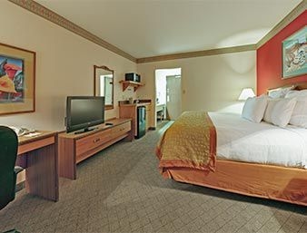Hawthorn Inn & Suites Albuquerque Airport4