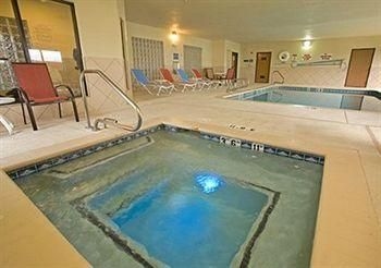 COMFORT SUITES SANTA FE3