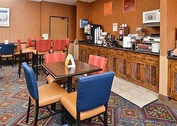 COMFORT SUITES SANTA FE4
