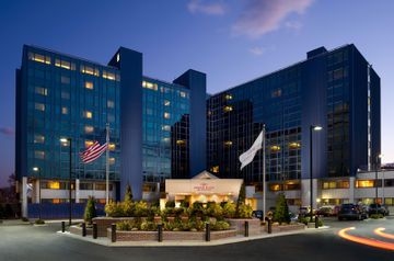 Crowne Plaza JFK Airport0