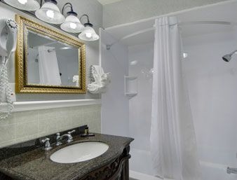 TRAVELODGE INN AND SUITES LATHAM2