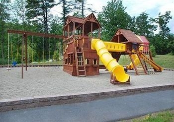 COMFORT SUITES LAKE GEORGE4