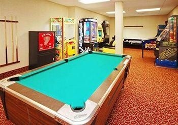 COMFORT SUITES LAKE GEORGE1