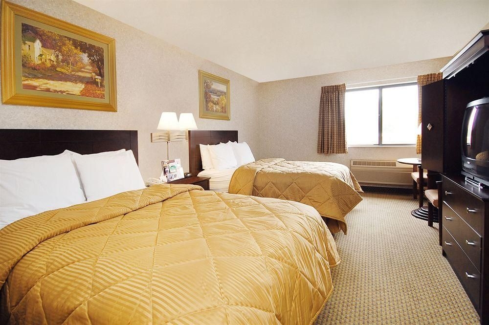 โรงแรมควอลิตี้ อินน์ (Quality Inn)4