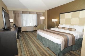 Holiday Inn Midtown3