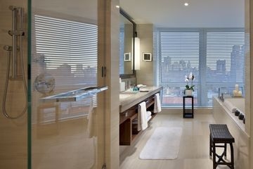 Langham Place Fifth Avenue3