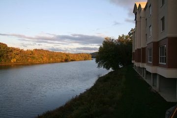 Hampton Inn Owego1