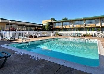 QUALITY INN ROME2