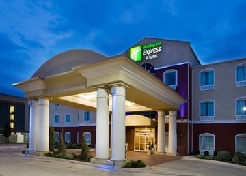 Holiday Inn Express Staten Isl2